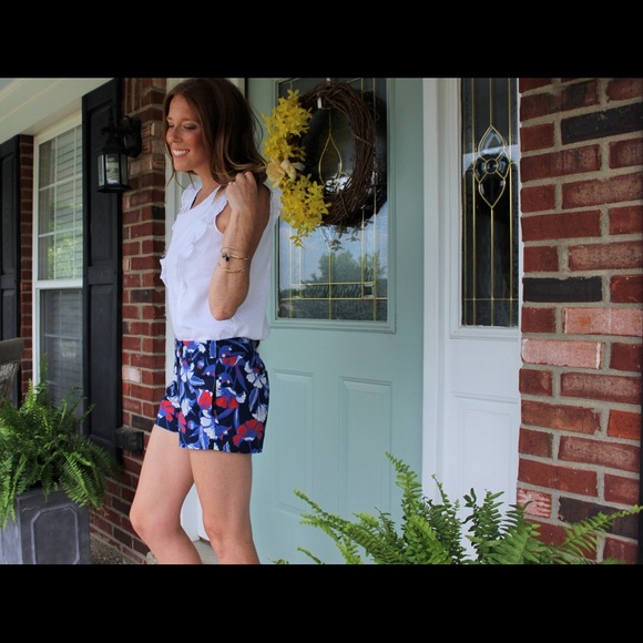 J Crew Floral 4” Shorts - Picture 3 of 3